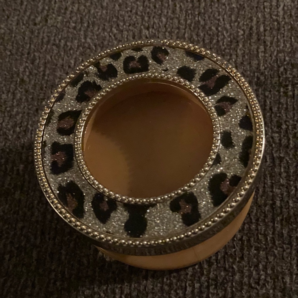 Bath & Body Works Gold Glitter Leopard Print Car Fragrance Holder - Picture 2 of 6
